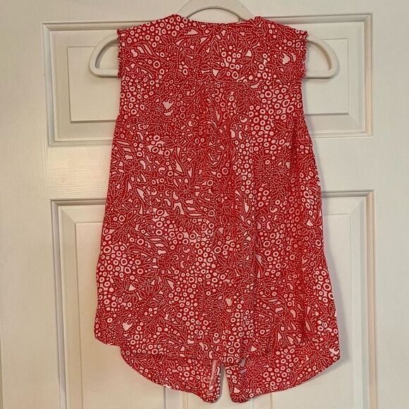 Izod Floral Sleeveless Blouse Medium - Picture 2 of 6